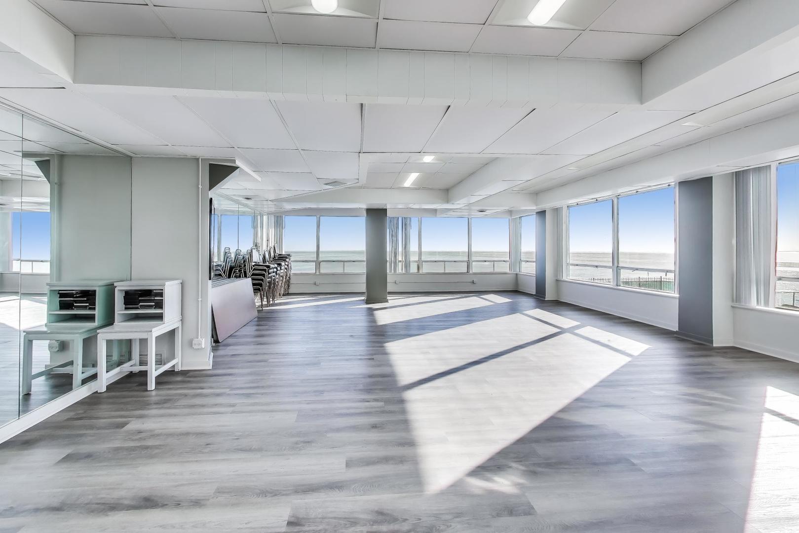 6301 North Sheridan Road, Unit 8V Chicago, IL 60660 - Photo 26 of 40