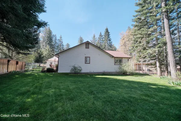 $750,000 | 2753 East Point Hayden Drive, Hayden, ID 83835