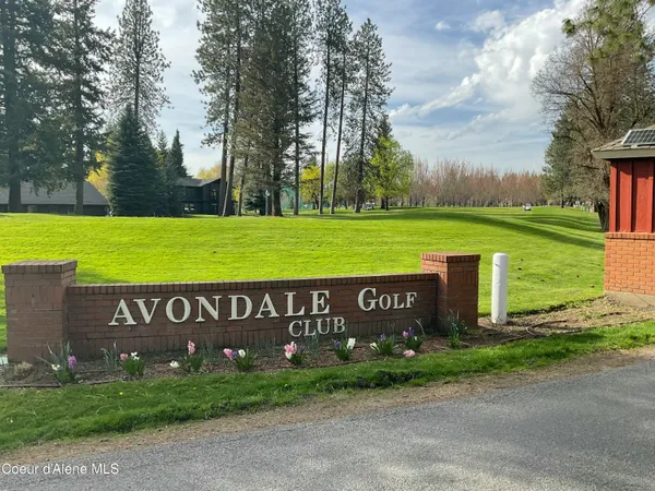 $750,000 | 2753 East Point Hayden Drive, Hayden, ID 83835