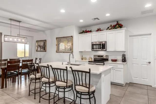 $407,000 | 829 Broken Hills Drive, Green Valley, AZ 85614