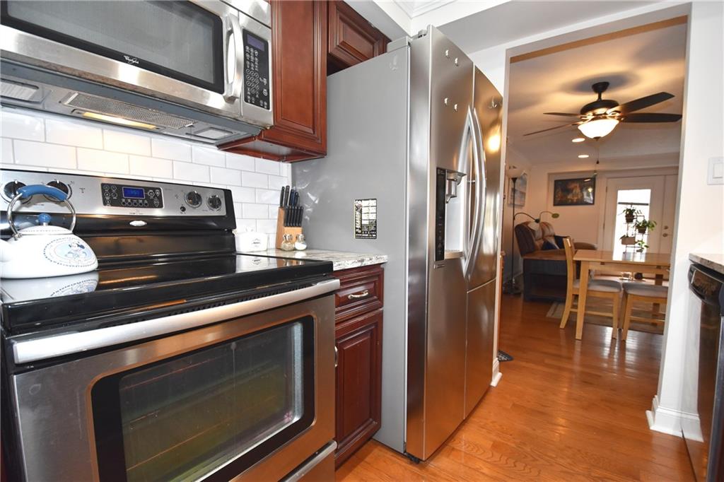 5491 Library Road, Unit 18 Bethel Park, PA 15102 - Photo 9 of 21 Gallery Image 9