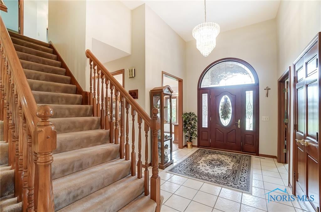 2324 Gradwohl Road Toledo, OH 43617 - Photo 3 of 49 Gallery Image 3