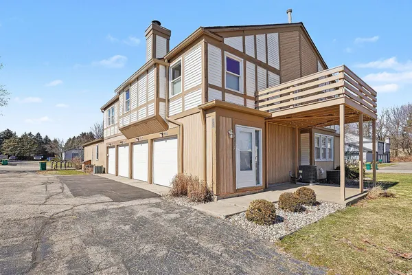 $189,900 | 3113 Sturgeon Bay Avenue, Portage, MI 49024