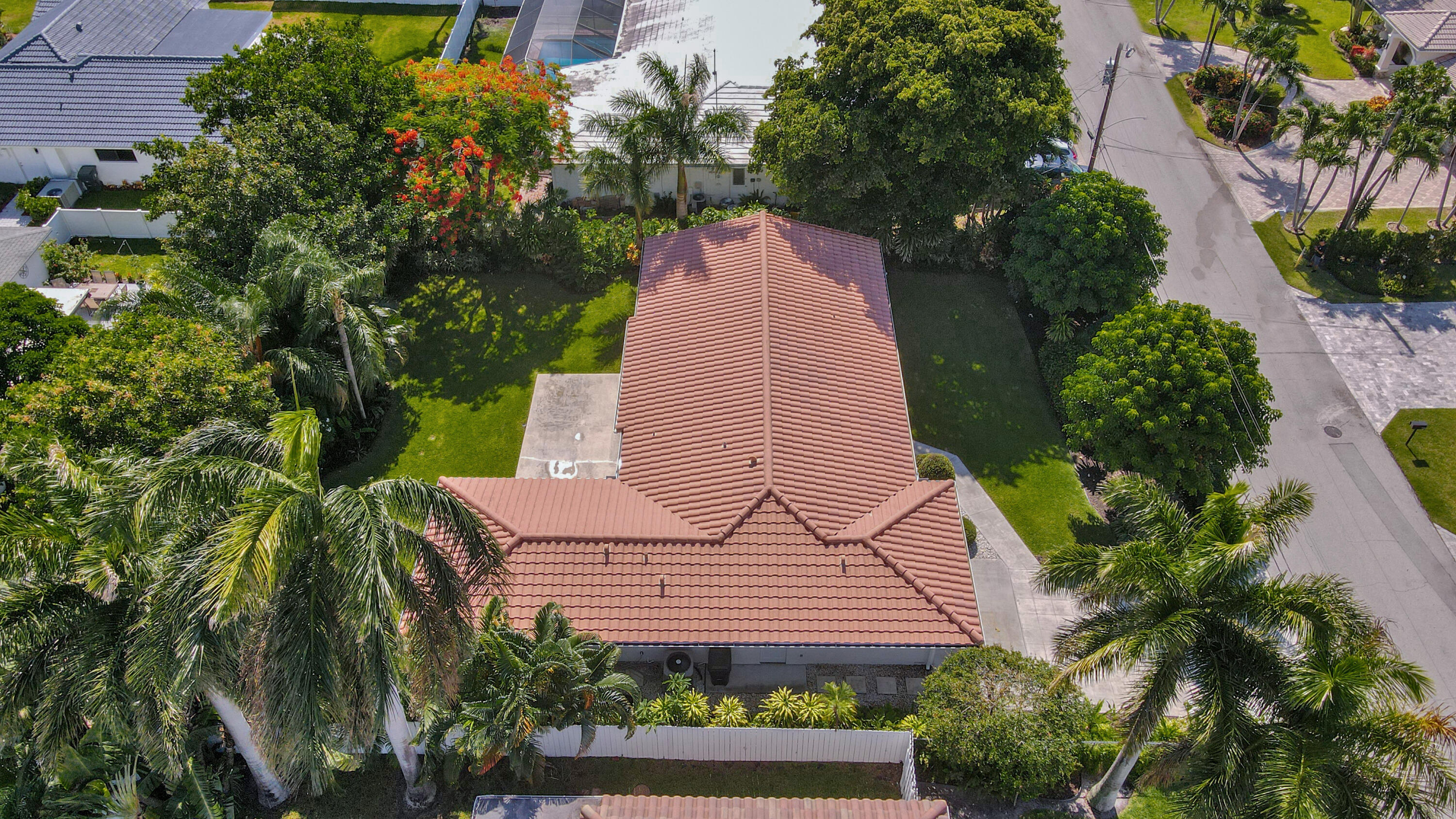 727 Berkley Street Boca Raton, FL 33487 - Photo 38 of 44 DJI_0010