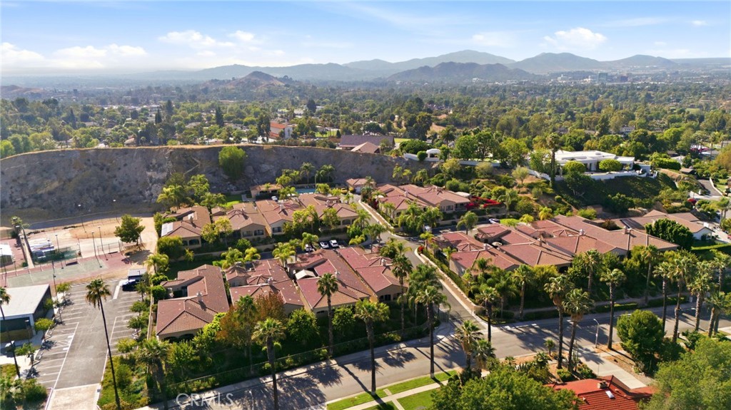 5640 Queen Palms Drive Riverside, CA 92506 - Photo 46 of 50