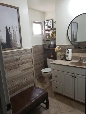 $380,000 | 409 Southwest White Ridge Drive, Lee's Summit, MO 64081