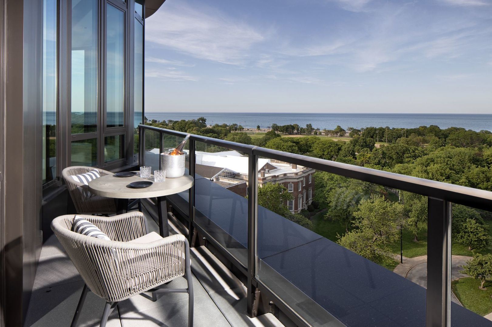 1550 North Clark Street, Unit 1003 Chicago, IL 60610 - Photo 19 of 30