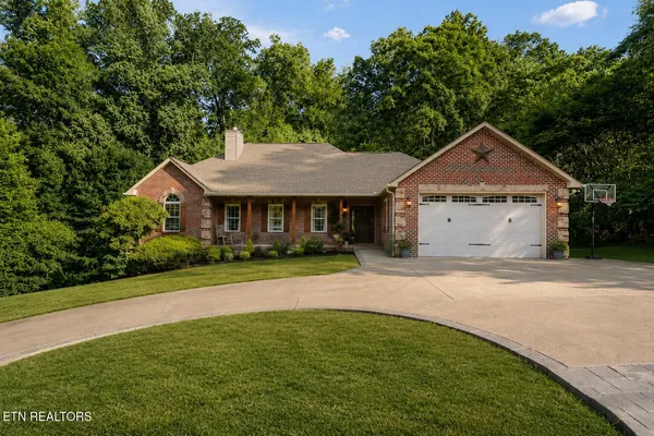 $795,000 | 4505 Mockingbird Drive Northeast, Knoxville, TN 37918