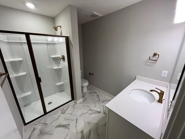 $824,190 | 18190 104th Avenue North, Maple Grove, MN 55311