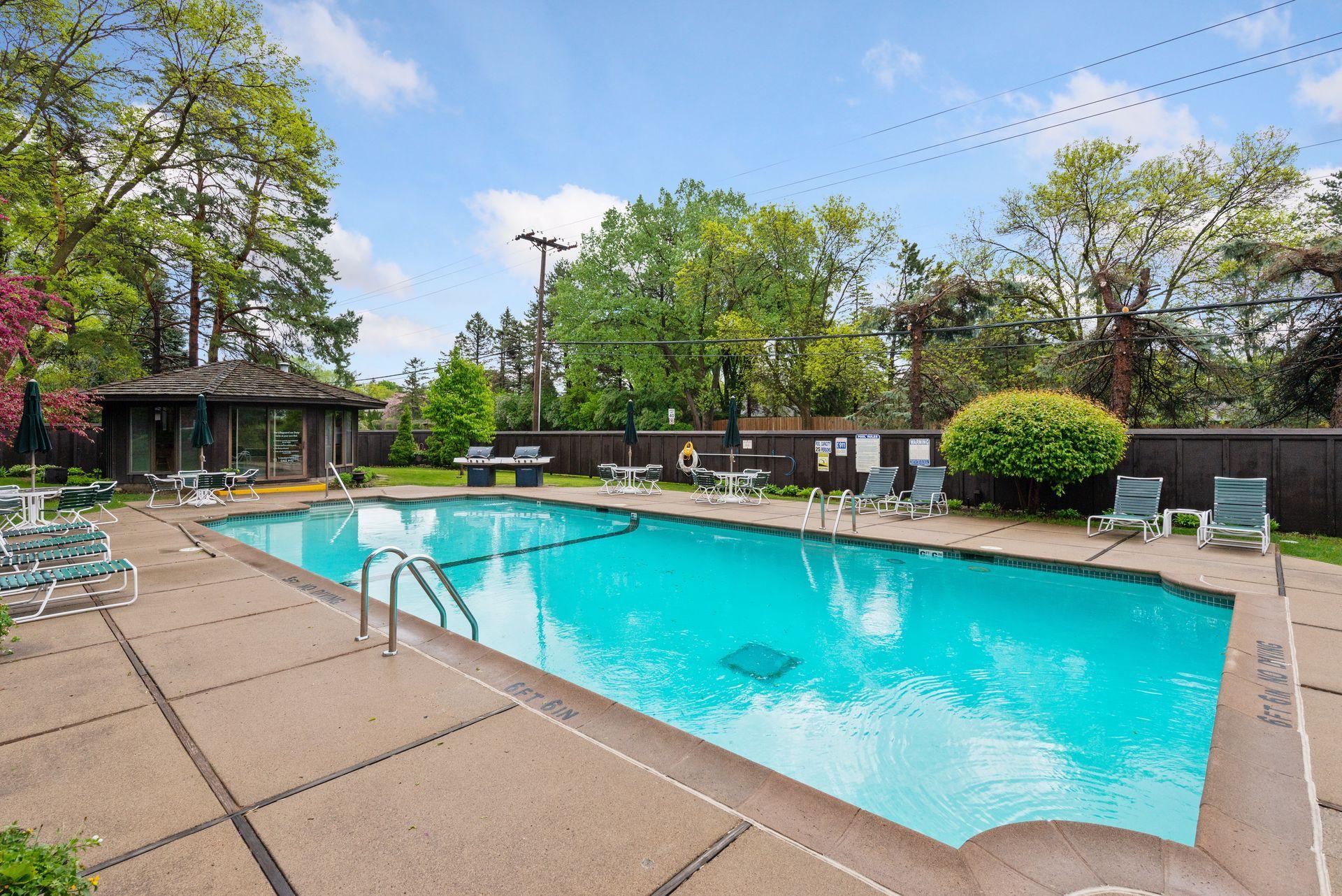 6105 Eden Prairie Road, Unit A27 Edina, MN 55436 - Photo 31 of 33
