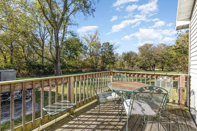 $240,000 | 25540 South Canal Street, Channahon, IL 60410