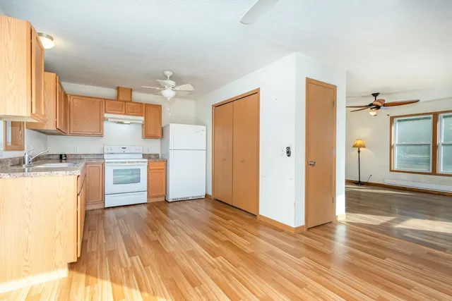 $240,000 | 25540 South Canal Street, Channahon, IL 60410