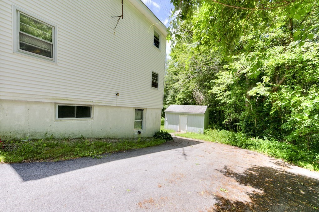 56 Morton Station Road Charlton, MA 01507 - Photo 5 of 29