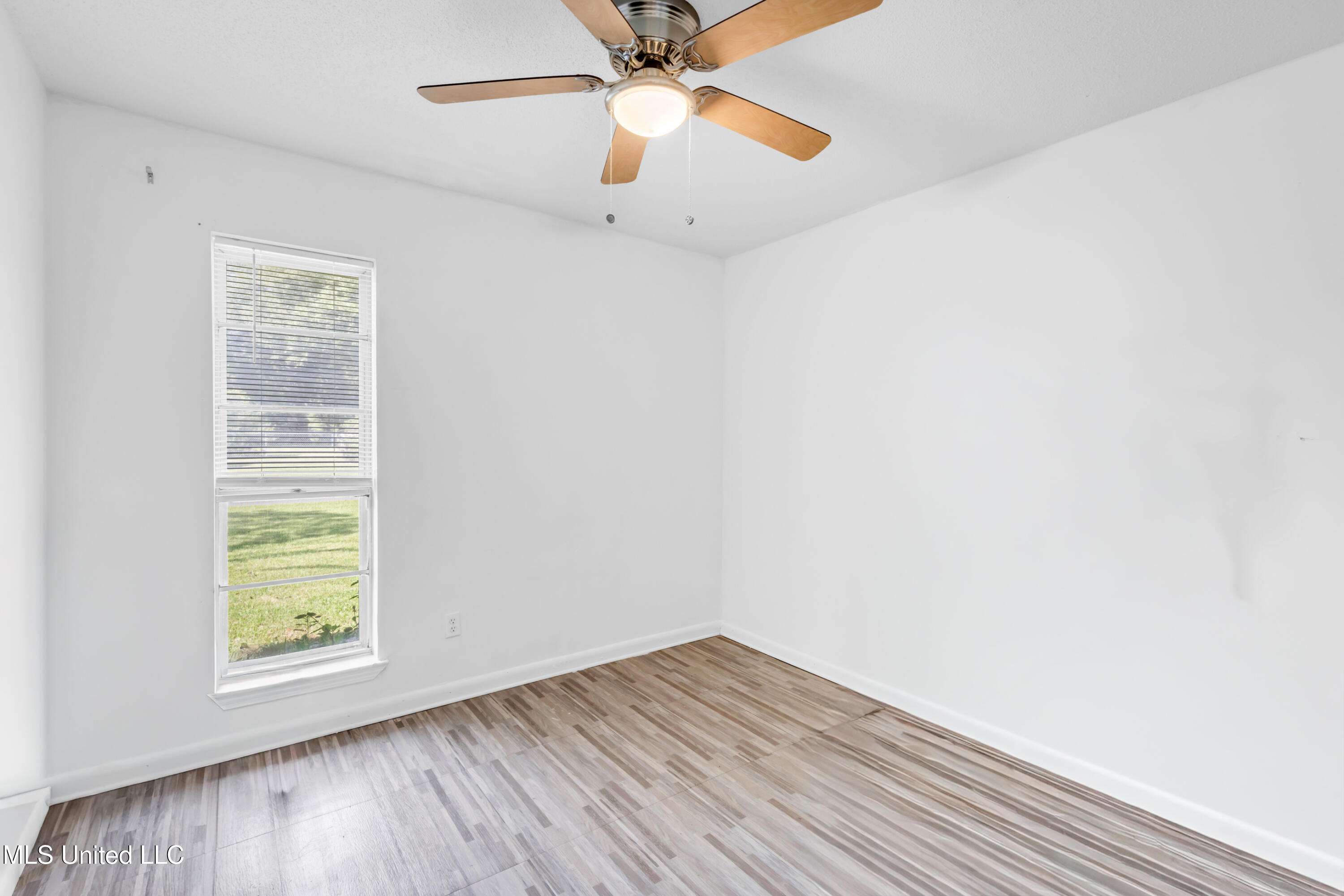 511 Sharp Boulevard Gulfport, MS 39503 - Photo 19 of 34 511SharpBlvd-11