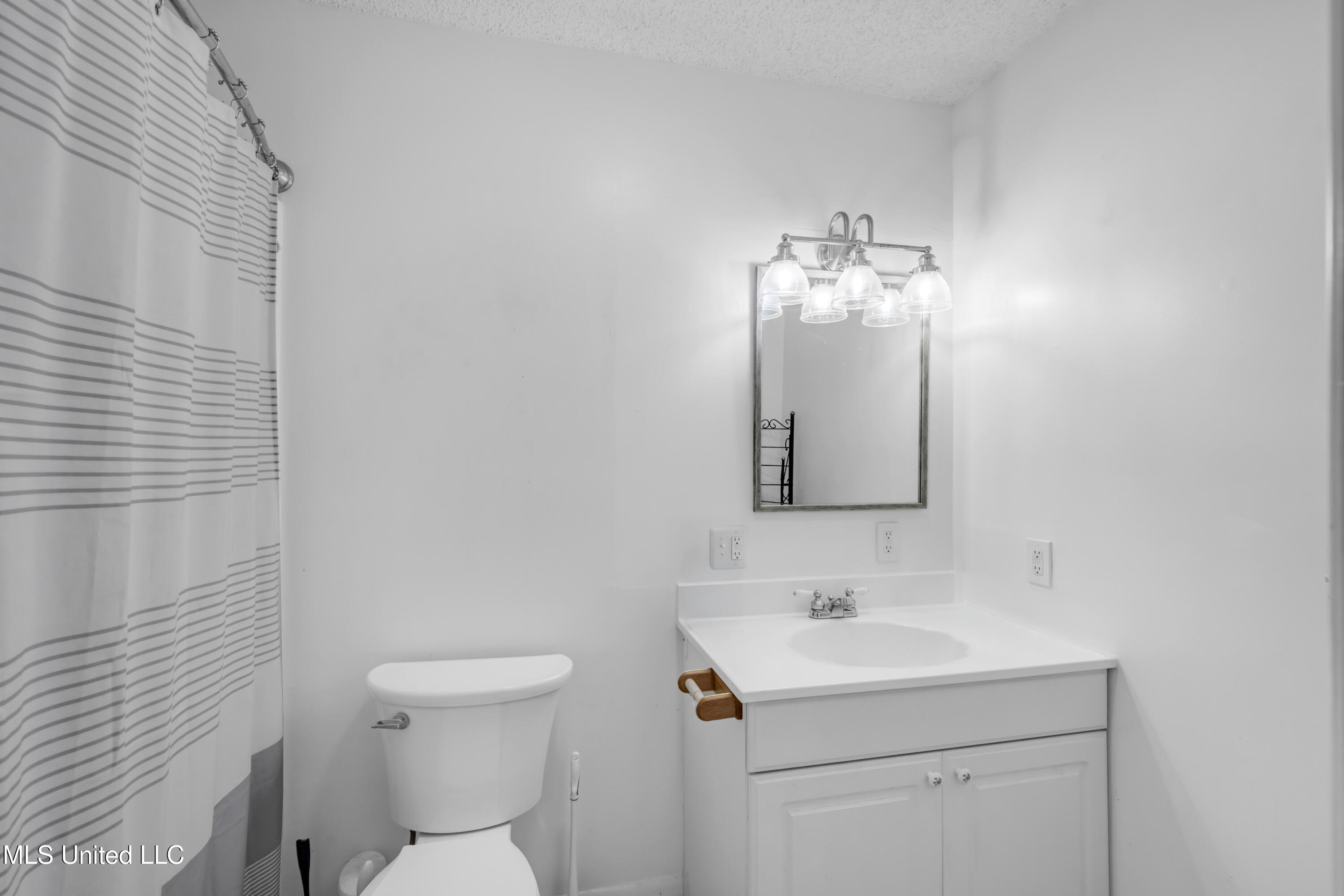 511 Sharp Boulevard Gulfport, MS 39503 - Photo 22 of 34 511SharpBlvd-23