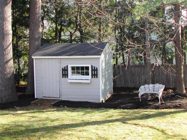 8 Lehigh Road Wellesley, MA 02482 - Photo 16 of 18