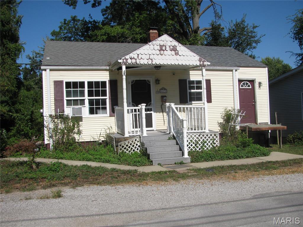 613 Leonard Street Alton, IL 62002 - Photo 2 of 10
