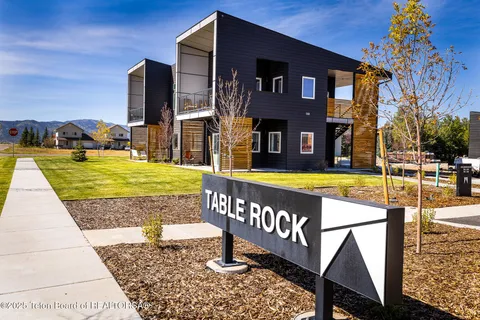 $415,000 | 138 Larkspur Avenue, Unit 401, Victor, ID 83455
