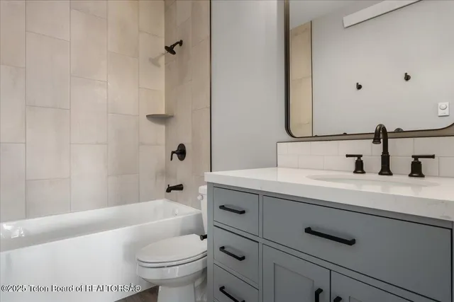 $399,000 | 138 Larkspur Avenue, Unit 401, Victor, ID 83455