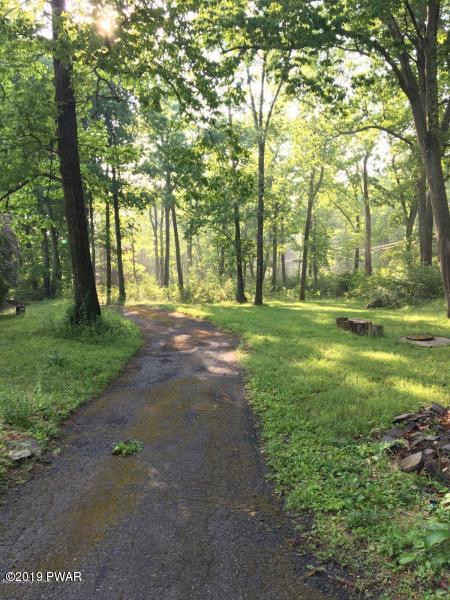 194 Monomonock Road Cresco, PA 18326 - Photo 26 of 35 Hiking Path
