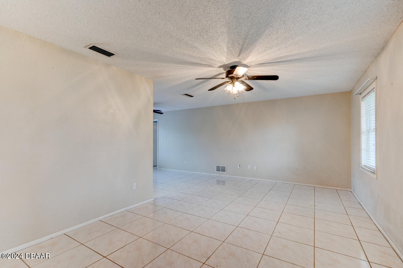 1408 Mardrake Road Daytona Beach, FL 32114 - Photo 4 of 23 5-1408-Mardrake-Rd-3