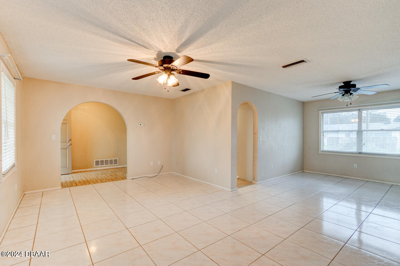 1408 Mardrake Road Daytona Beach, FL 32114 - Photo 5 of 23 6-1408-Mardrake-Rd-4