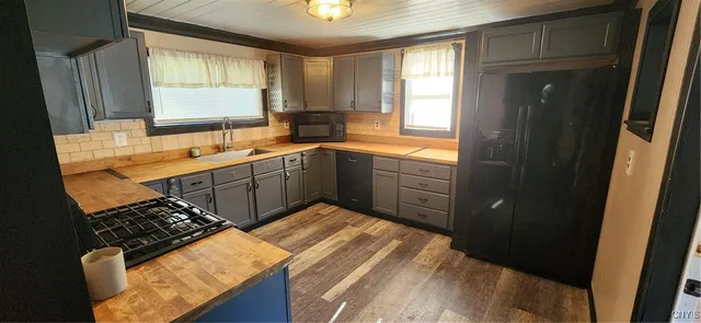 $188,900 | 857 Superior Street, Watertown, NY 13601