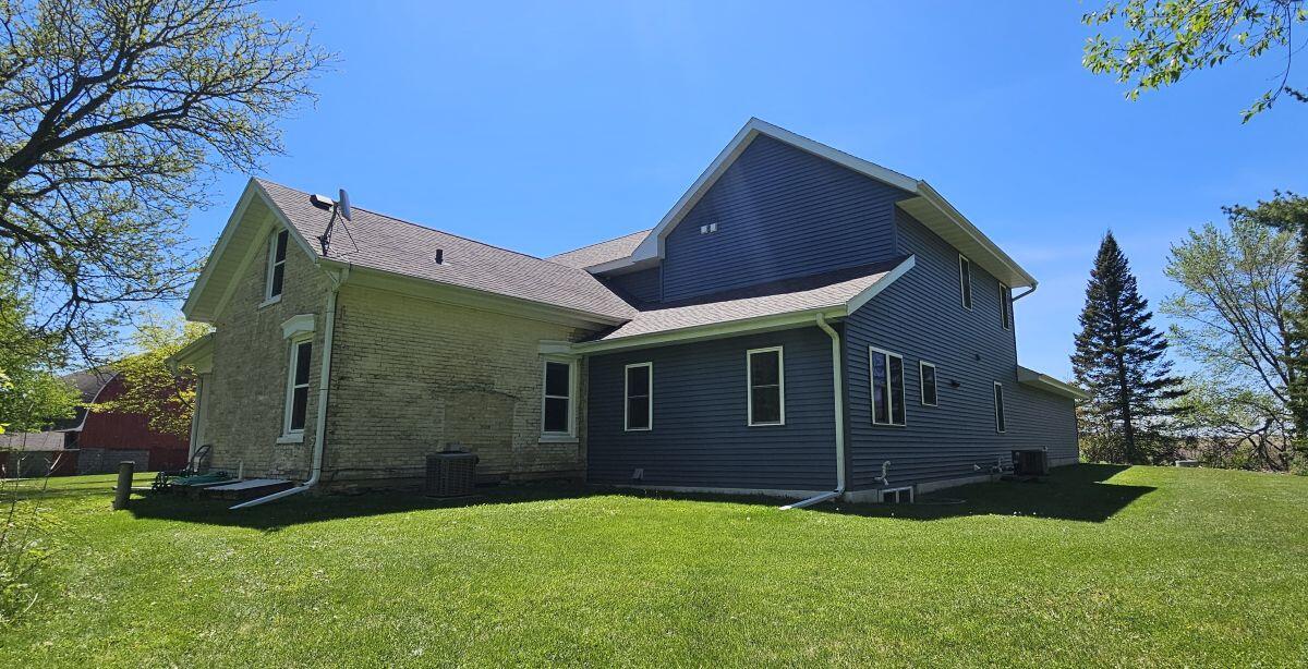 W5090 Navan Road Watertown, WI 53094 - Photo 25 of 52 8