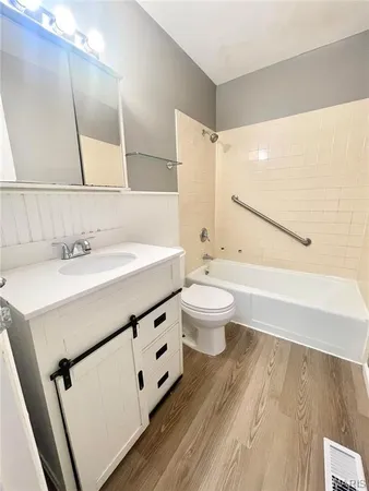 $1,595 | 805 Juniper Drive, O'Fallon, IL 62269