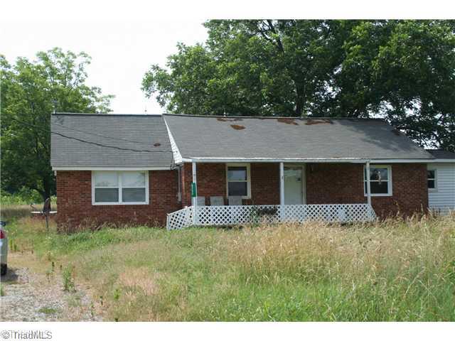 6750 Monnett Road Climax, NC 27233 - Photo 1 of 3 Exterior Front.