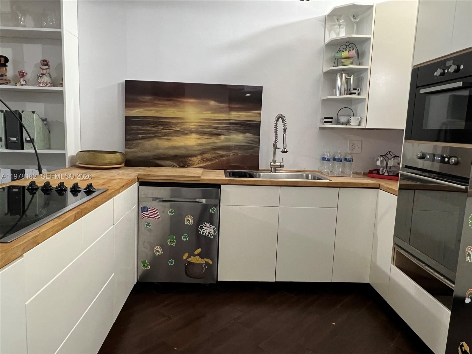 9520 Southwest 8th Street, Unit 119 Miami, FL 33174 - Photo 5 of 11