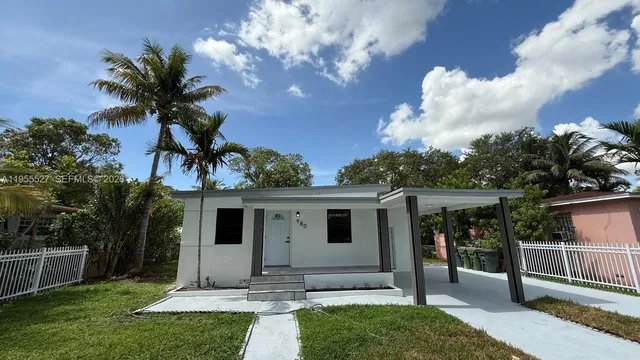 $584,900 | 980 Northeast 146th Street, North Miami, FL 33161