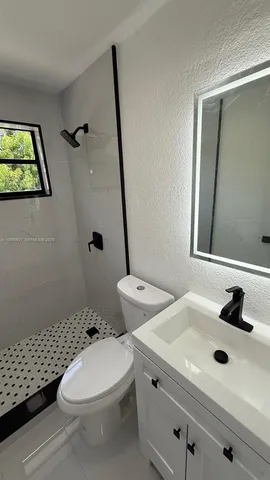 $584,900 | 980 Northeast 146th Street, North Miami, FL 33161