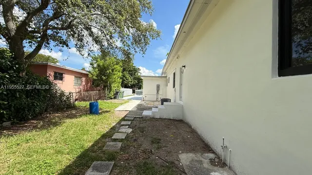 $584,900 | 980 Northeast 146th Street, North Miami, FL 33161