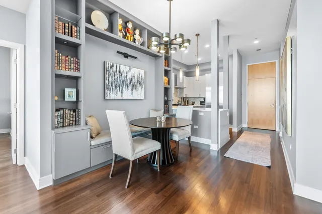 $785,000 | 500 West Superior Street, Unit 1508, Chicago, IL 60654