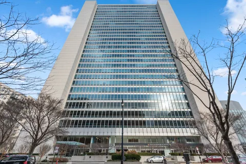 $785,000 | 500 West Superior Street, Unit 1508, Chicago, IL 60654