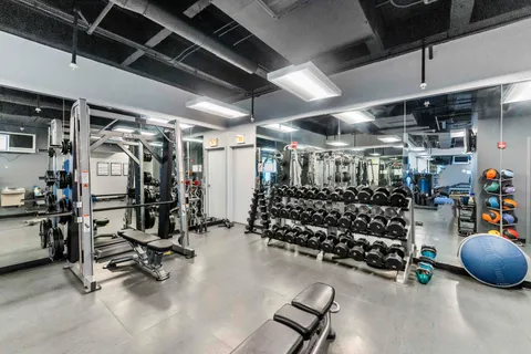 $785,000 | 500 West Superior Street, Unit 1508, Chicago, IL 60654