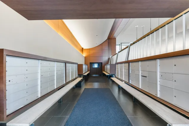 $785,000 | 500 West Superior Street, Unit 1508, Chicago, IL 60654