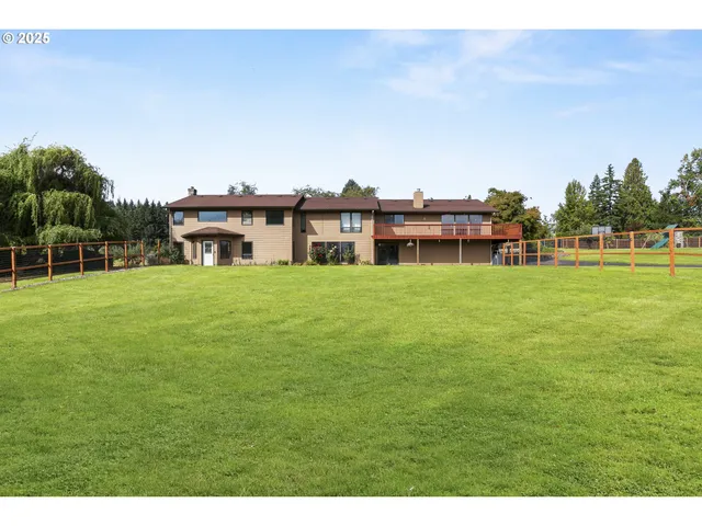 $950,000 | 17810 Northeast 47th Avenue, Vancouver, WA 98686
