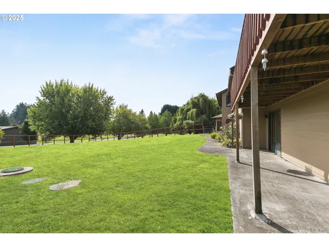 $950,000 | 17810 Northeast 47th Avenue, Vancouver, WA 98686
