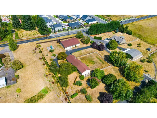 $950,000 | 17810 Northeast 47th Avenue, Vancouver, WA 98686