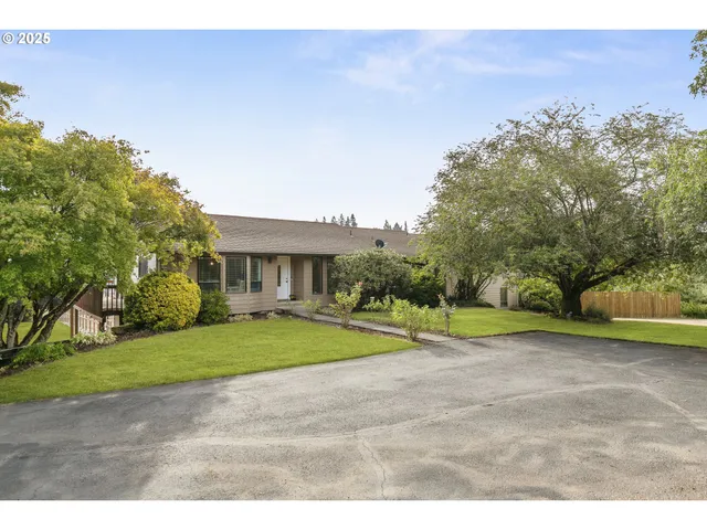 $950,000 | 17810 Northeast 47th Avenue, Vancouver, WA 98686