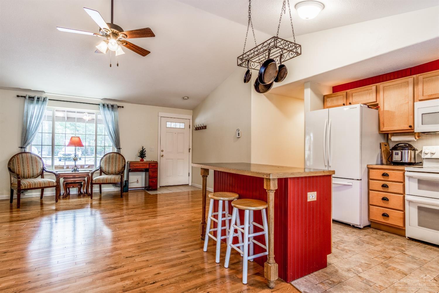 55803 Snow Goose Road Bend, OR 97707 - Photo 7 of 25 Gallery Image 7