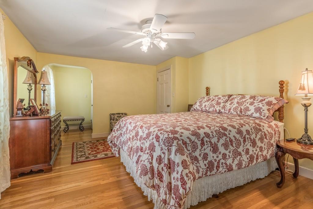 70 Bates Road Swampscott, MA 01907 - Photo 16 of 25 Gallery Image 16
