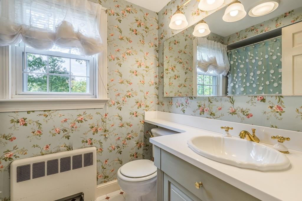 70 Bates Road Swampscott, MA 01907 - Photo 20 of 25 Gallery Image 20