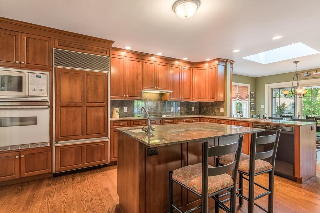 70 Bates Road Swampscott, MA 01907 - Photo 3 of 25 Gallery Image 3