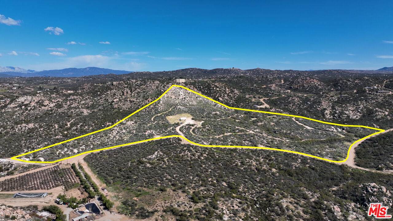 4 Sycamore Falls Road Aguanga, CA 92536 - Photo 2 of 67 a view of a city