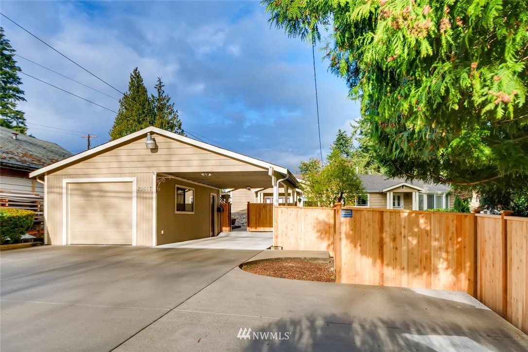 21617 4th Avenue West Bothell, WA 98021 - Photo 4 of 25