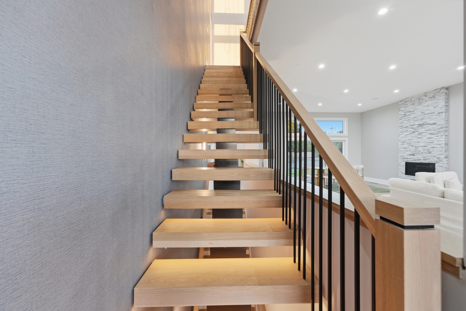 795 Greenwood Road Northbrook, IL 60062 - Photo 19 of 53 Gallery Image 19
