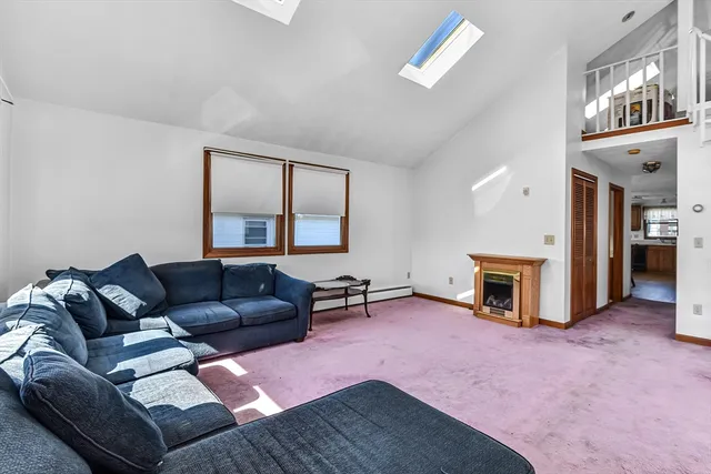 $879,000 | 6-8 Christina Circle, Everett, MA 02149